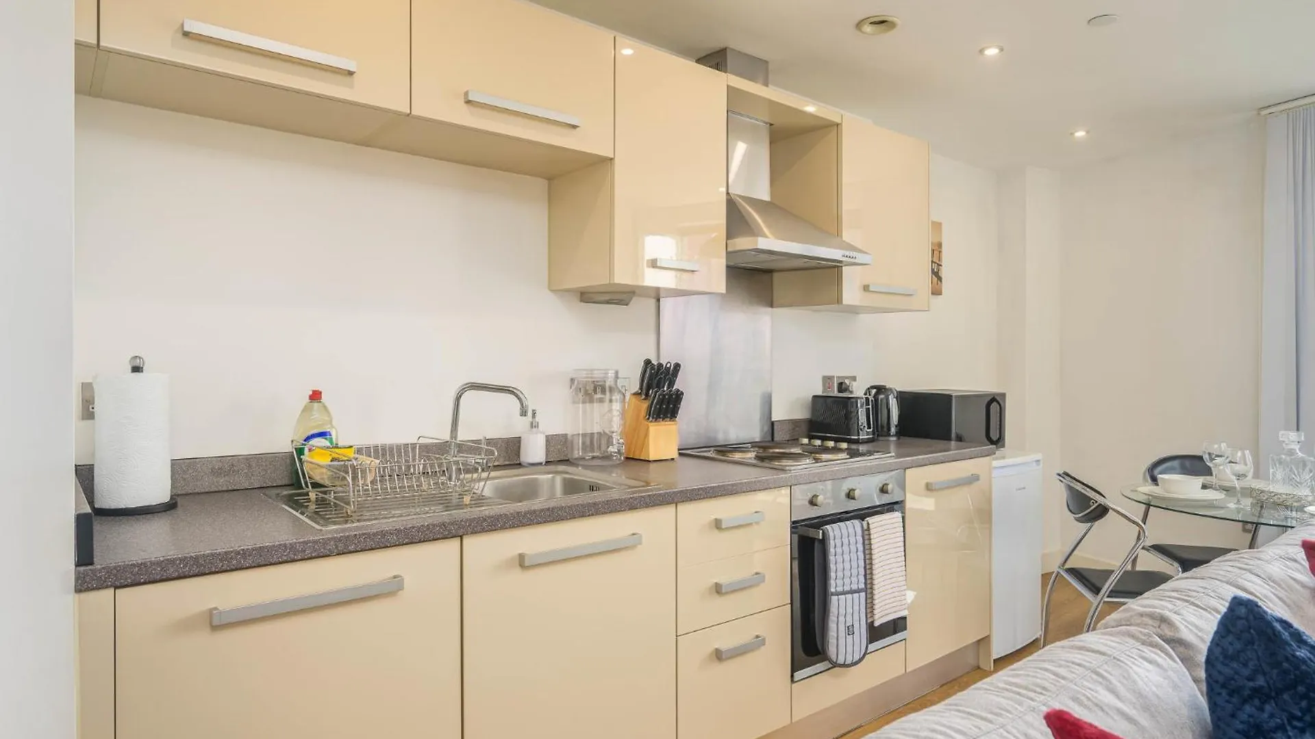 Avenues Apartman Leeds 0*,