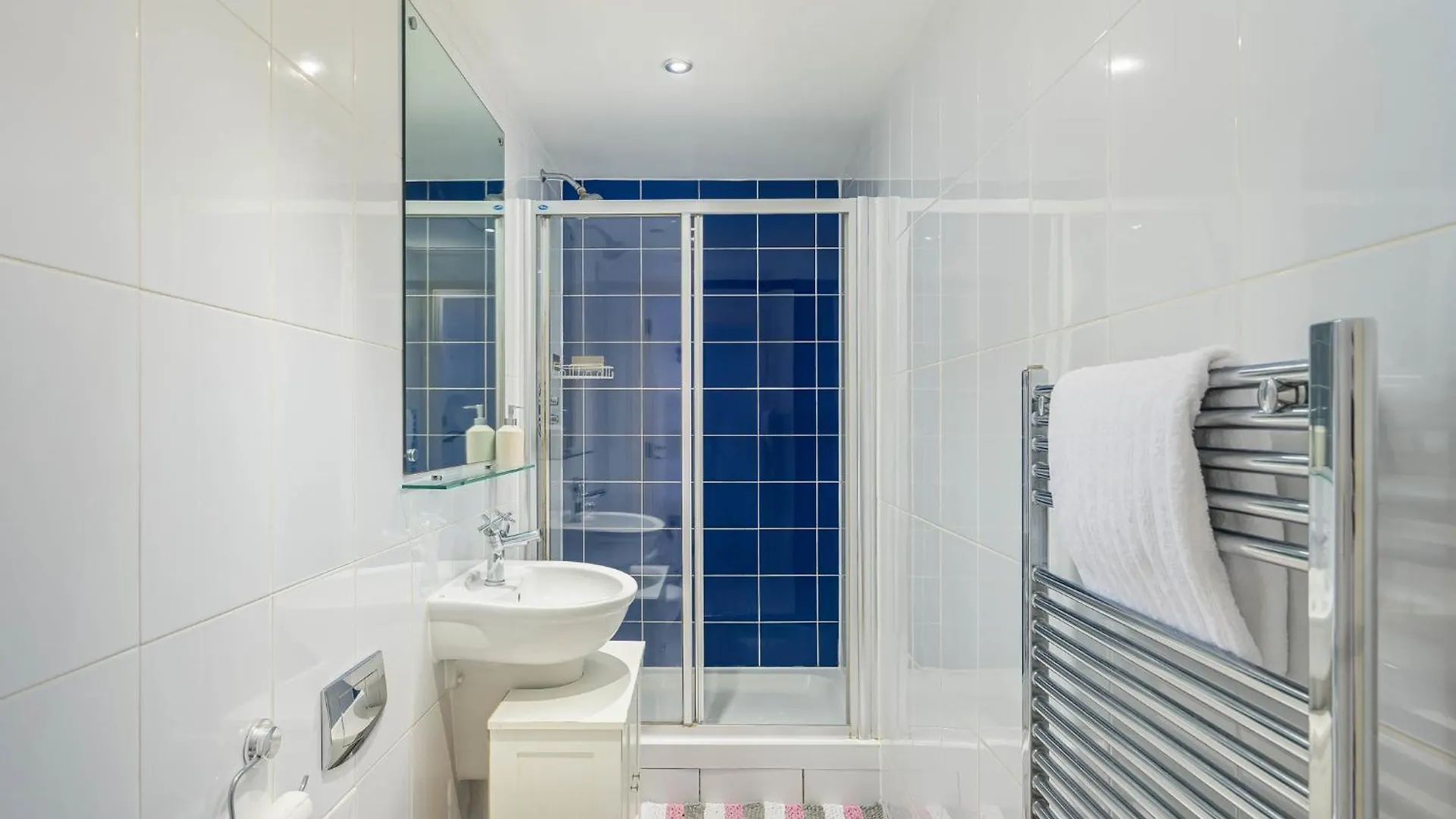 Avenues Apartman Leeds